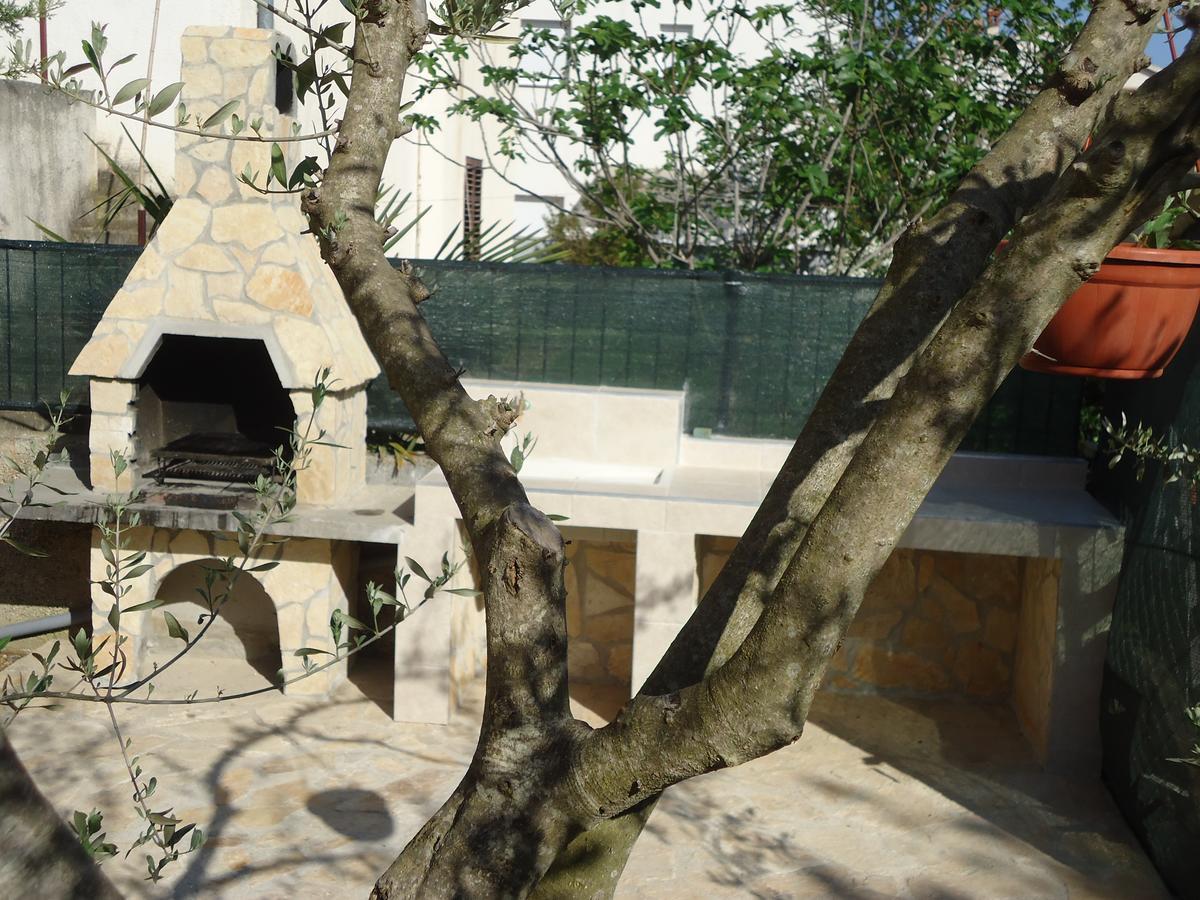 Holiday Home Istra With Jacuzzi 梅杜林 外观 照片